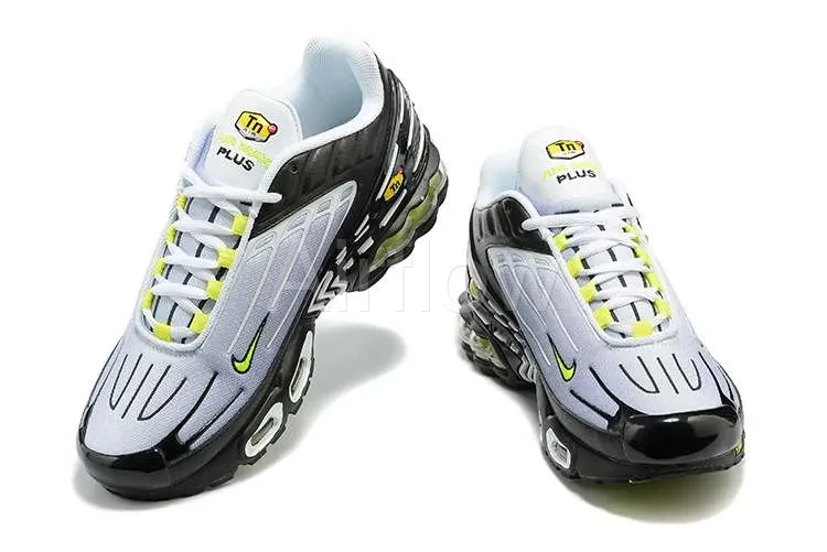 AIR MAX PLUS TN 3 'BLACK GREY VOLT' — vista 2