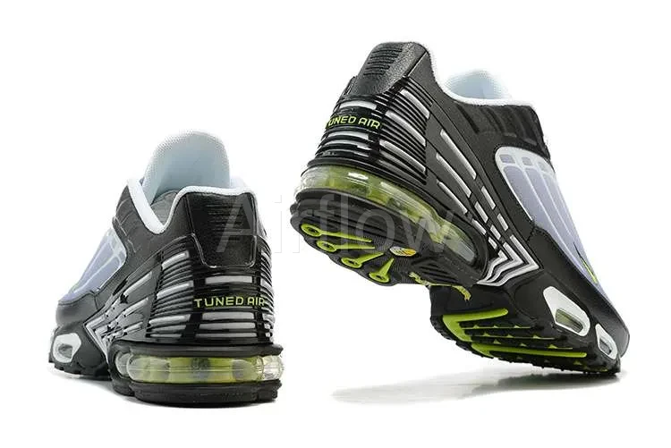 AIR MAX PLUS TN 3 'BLACK GREY VOLT' 3