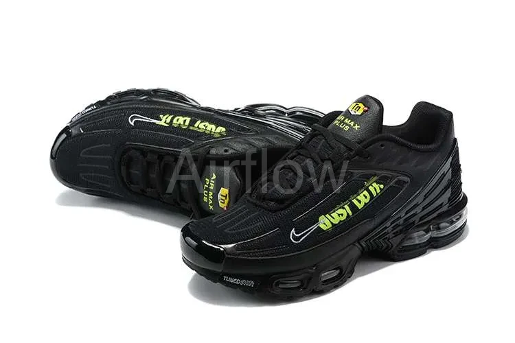 AIR MAX PLUS TN 3 'BLACK JUST DO IT' 4