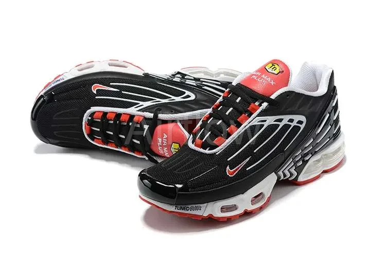 AIR MAX PLUS TN 3 'BLACK UNIVERSITY RED' 4