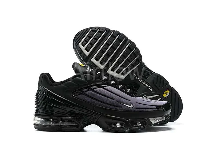 AIR MAX PLUS TN 3 'GREY BLACK' — vista 2