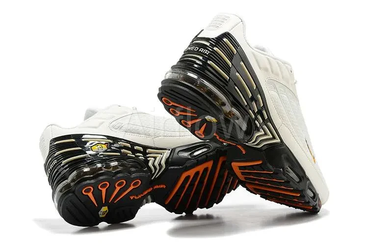 AIR MAX PLUS TN 3 'GREY GOLD BLACK' 3