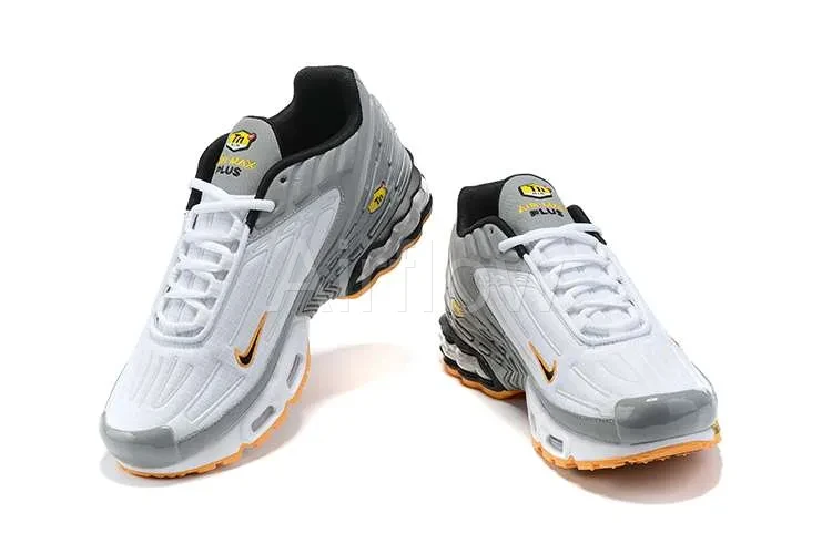 AIR MAX PLUS TN 3 'GREY WHITE ORANGE PUNCH' — vista 2
