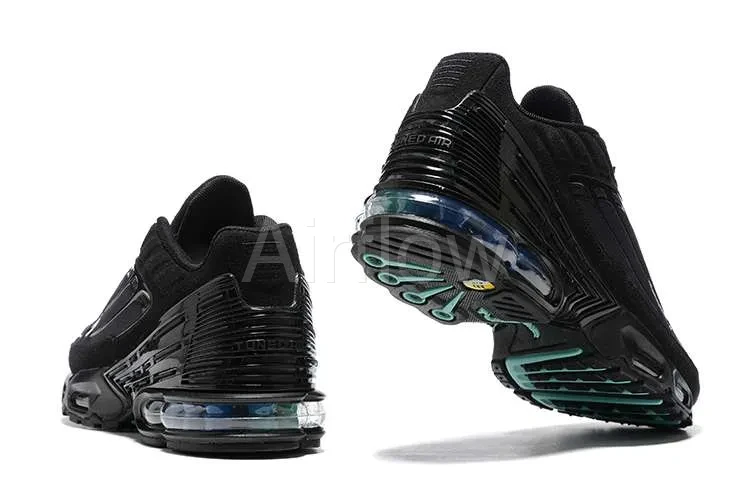 AIR MAX PLUS TN 3 'HALF RAINBOW' 3