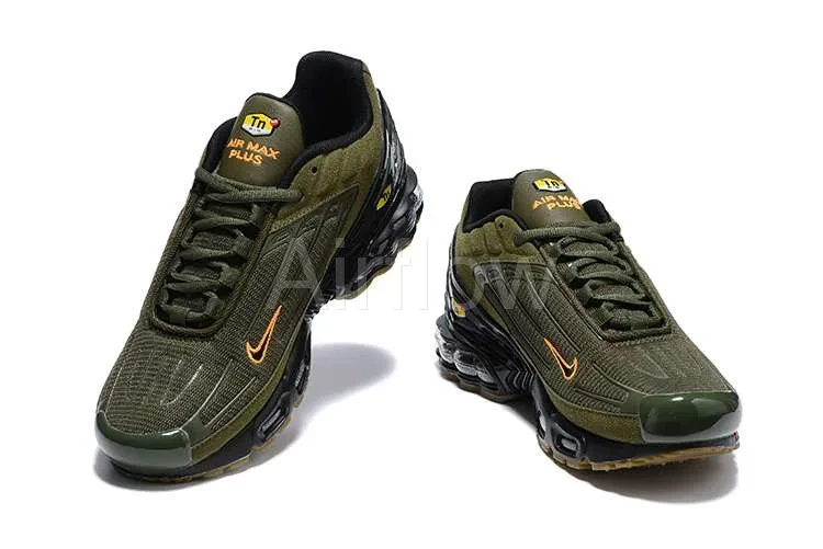 AIR MAX PLUS TN 3 'KHAKI ORANGE PUNCH' — vista 2