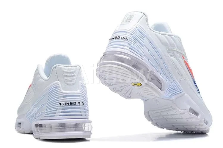 AIR MAX PLUS TN 3 'QUADRUPLE SWOOSH' 3