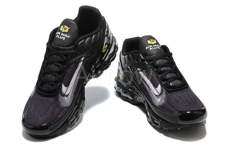 AIR MAX PLUS TN 3 'STENCIL SWOOSH BLACK' 3