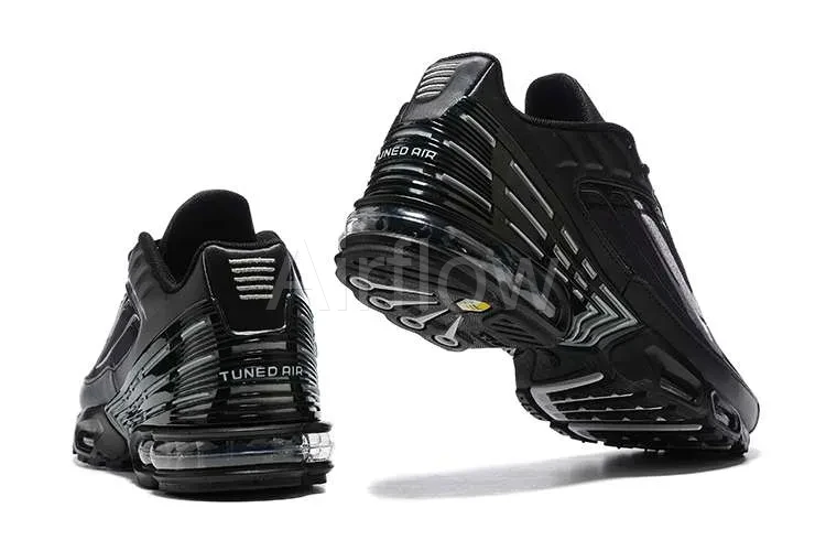 AIR MAX PLUS TN 3 'STENCIL SWOOSH BLACK' 4