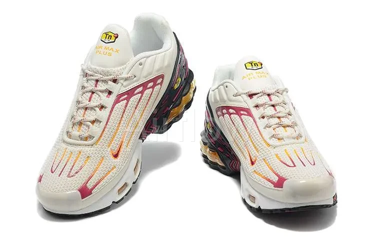AIR MAX PLUS TN 3 'WHITE MAROON YELLOW' — vista 2