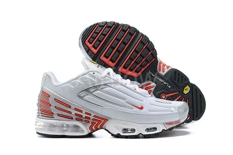 AIR MAX PLUS TN 3 'WHITE METALLIC RED' — vista 2