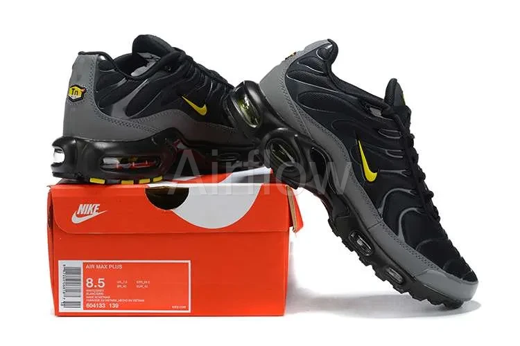 AIR MAX PLUS TN 'BATMAN' 4