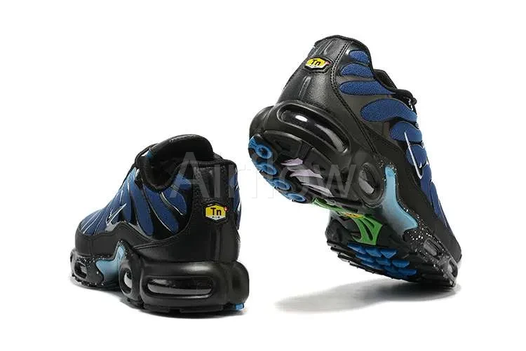AIR MAX PLUS TN 'BLACK UNIVERSITY BLUE' — vista 2