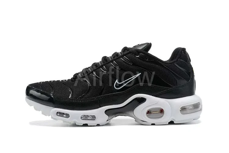 AIR MAX PLUS TN 'BLACK WHITE'