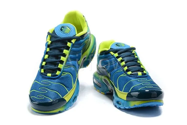 AIR MAX PLUS TN 'FADE BLUE HERO VOLT' 3