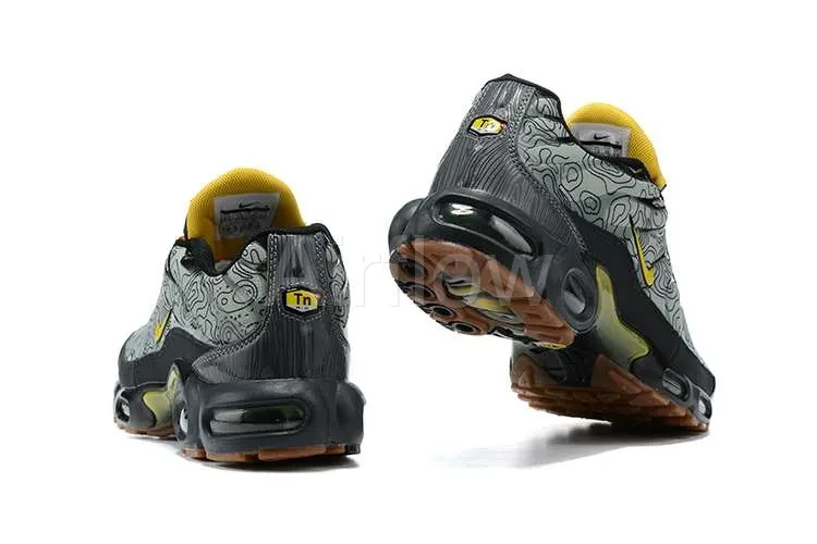 AIR MAX PLUS TN 'FRESH PRESPECTIVE' 3