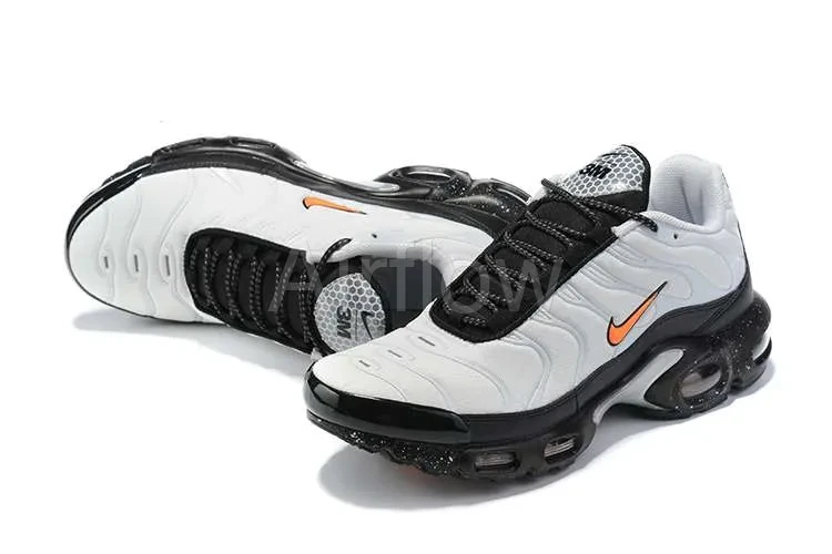 AIR MAX PLUS TN 'GREY FLAME ORANGE' 3