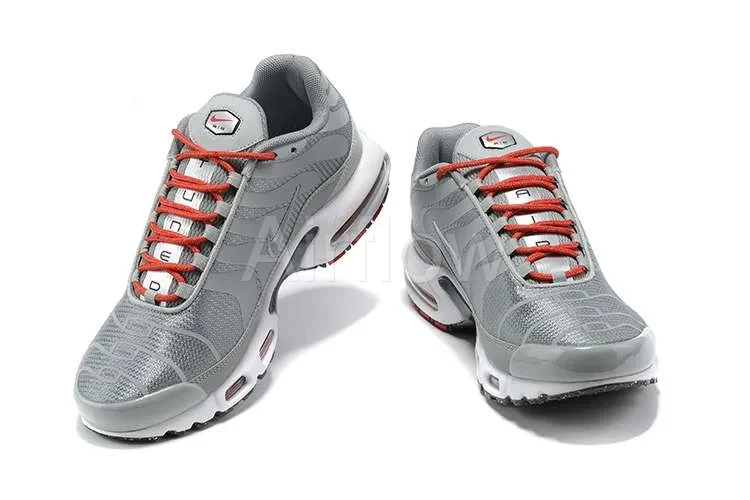 AIR MAX PLUS TN 'GREY RED' 4