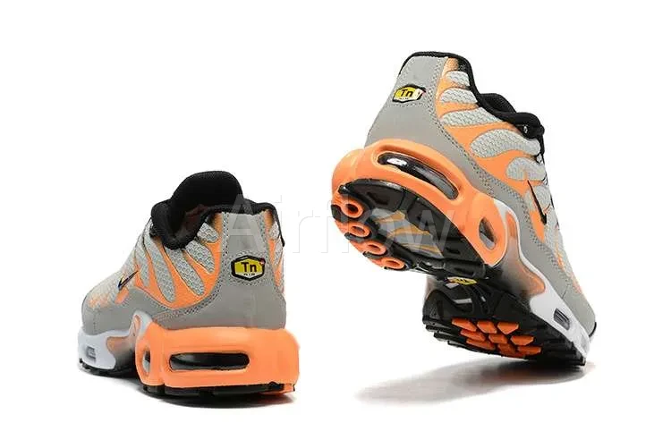 AIR MAX PLUS TN 'GREY SAFETY ORANGE' 3