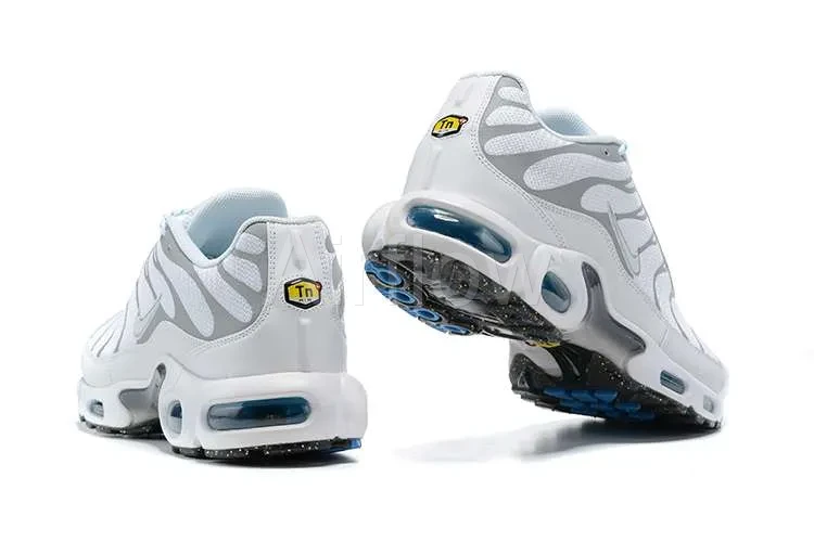 AIR MAX PLUS TN 'GRIND SMOKE' 3
