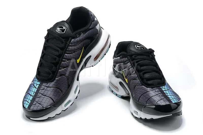 AIR MAX PLUS TN 'HALF BLUE BLACK' 3