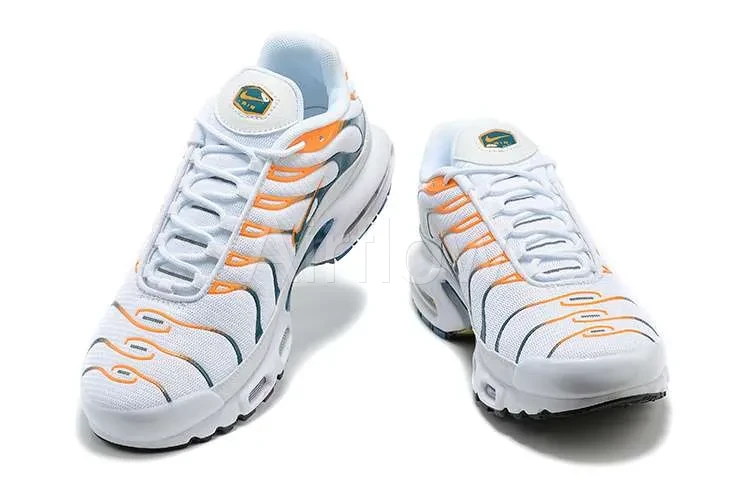 AIR MAX PLUS TN 'HIKING CARABINE WHITE KUMQUAT MARINA' — vista 2