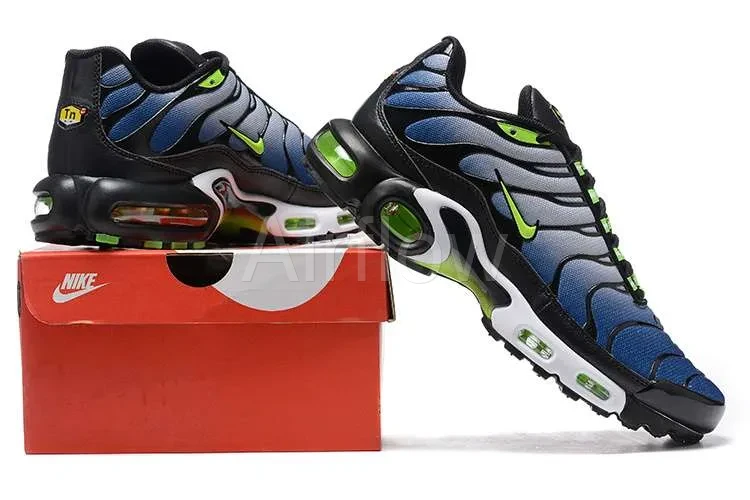 AIR MAX PLUS TN 'ICONS' 4