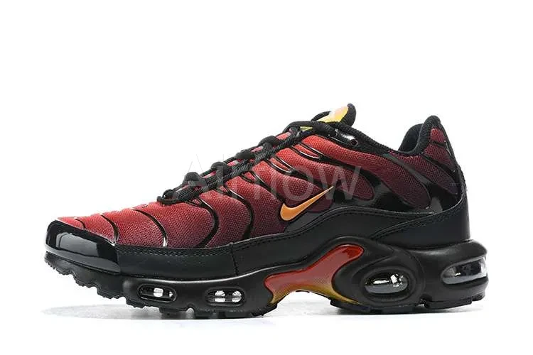 AIR MAX PLUS TN 'MAGMA PACK'