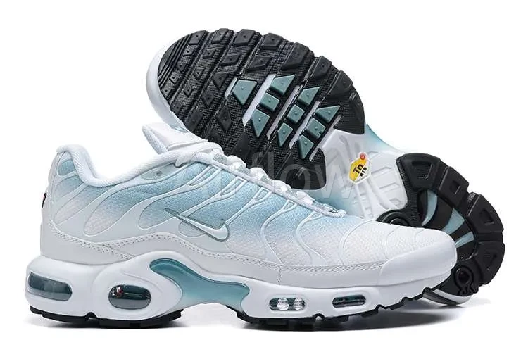 AIR MAX PLUS TN 'MICA GREEN' 3