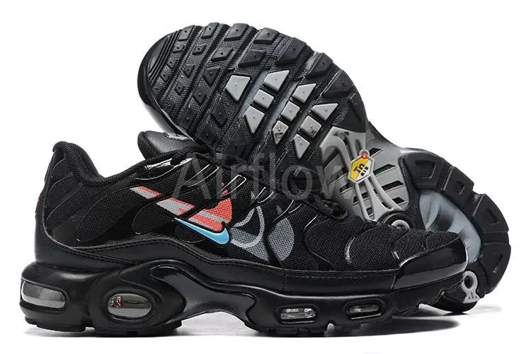 AIR MAX PLUS TN 'MULTI-SWOOSH' 3