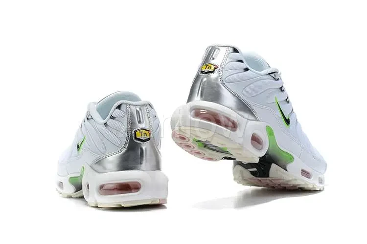 AIR MAX PLUS TN 'NEON METALLIC SILVER' 4