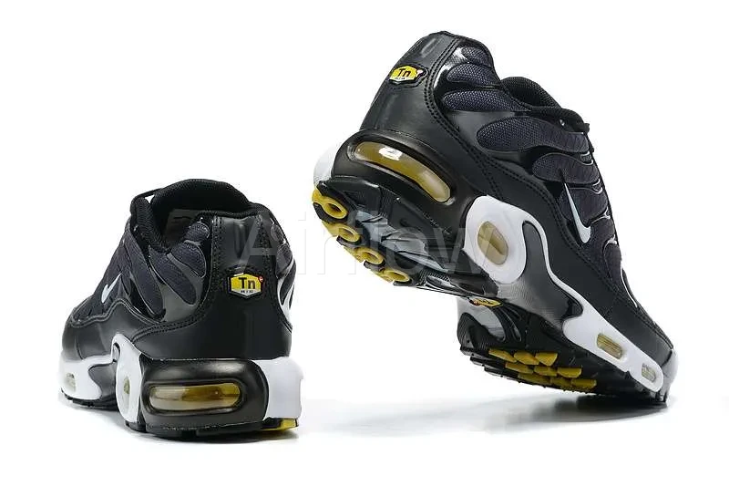 AIR MAX PLUS TN 'NO ESCAPE' 3