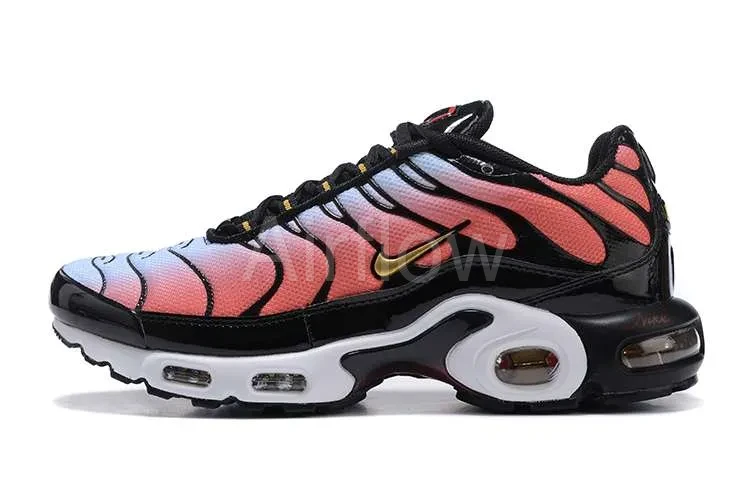 AIR MAX PLUS TN 'SISTERHOOD'