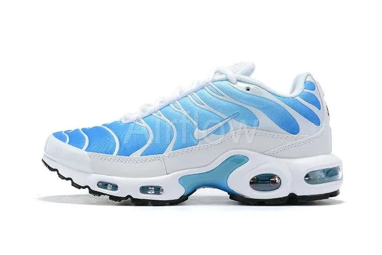 AIR MAX PLUS TN 'SKY BLUE'