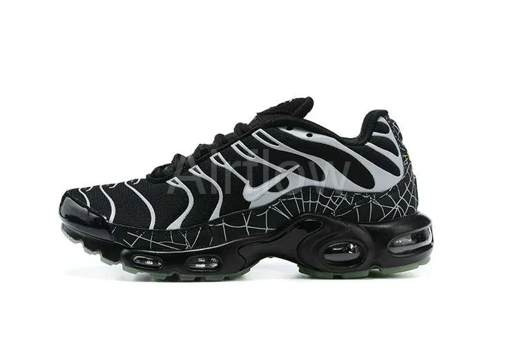 AIR MAX PLUS TN 'SPIDERWEB'