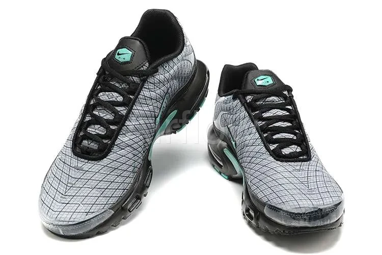 AIR MAX PLUS TN 'SPIROGRAPH' 3