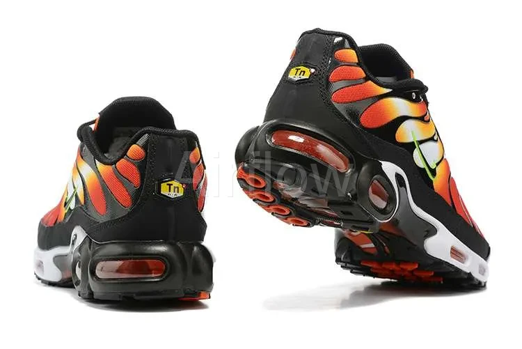 AIR MAX PLUS TN 'SUNSET GRADIENT' 3