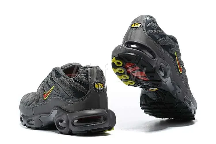 AIR MAX PLUS TN 'TOGGLE LACING GREY' 3
