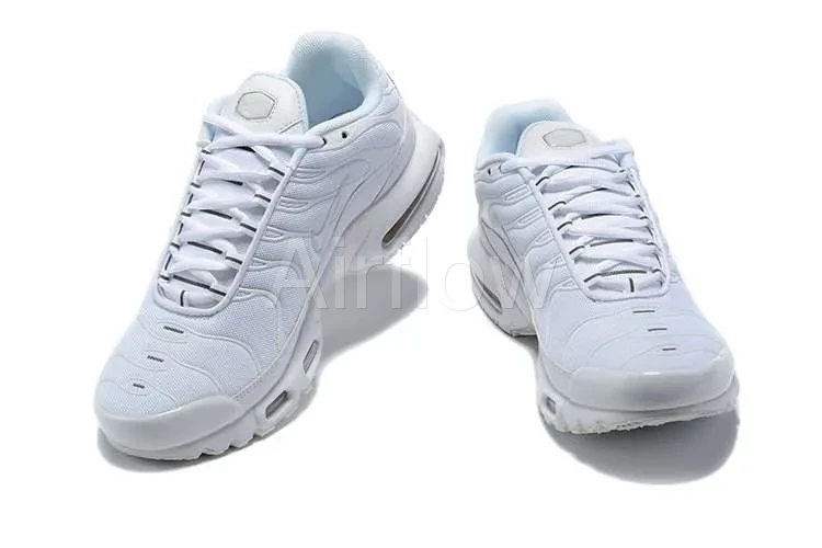 AIR MAX PLUS TN 'TRIPLE WHITE' 3