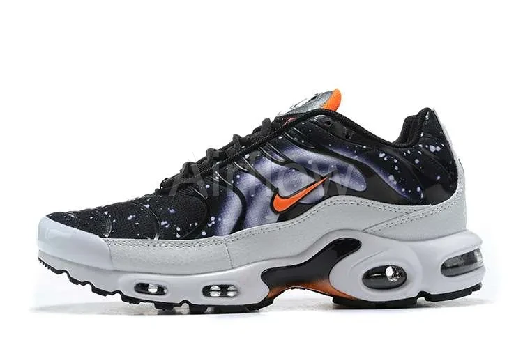 AIR MAX PLUS TN 'UNIVERSE 2000'