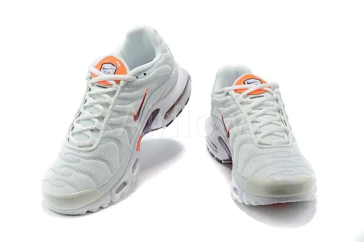 AIR MAX PLUS TN 'WHITE CRIMSON' 3