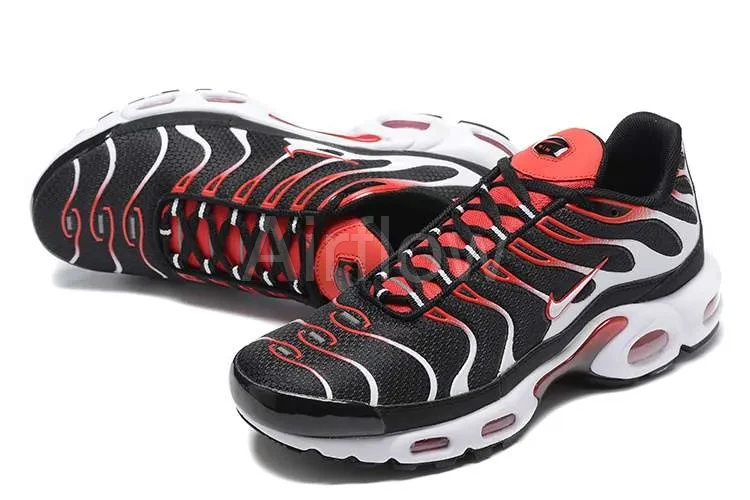 AIR MAX PLUS TN 'WHITE UNIVERSITY RED' — vista 2