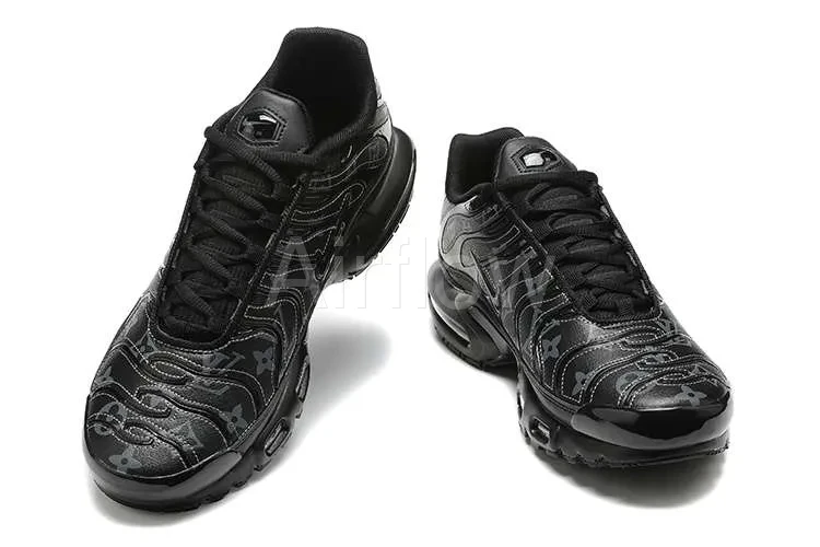 AIR MAX PLUS TN X LOUIS VUITTON — vista 2