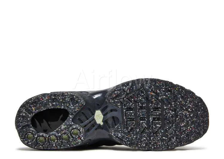 AIR MAX TERRASCAPE PLUS 'BLACK BARELY VOLT' 4