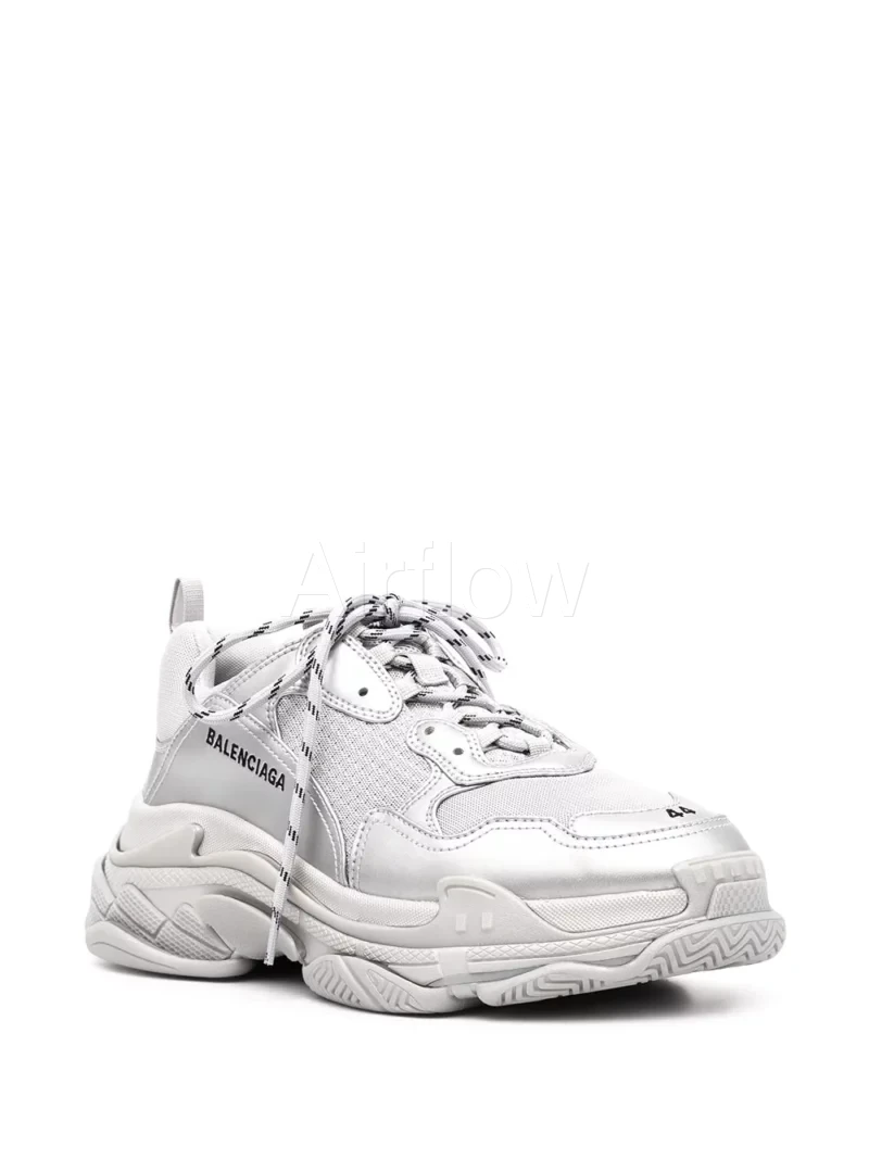 BALENCIAGA TRIPLE S — vista 2
