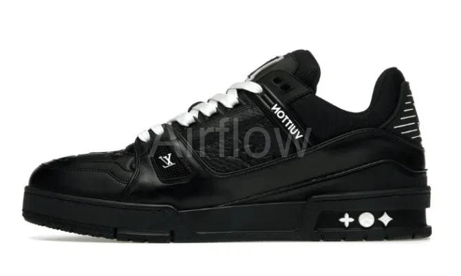 Black Embosse Monogram — vista 2