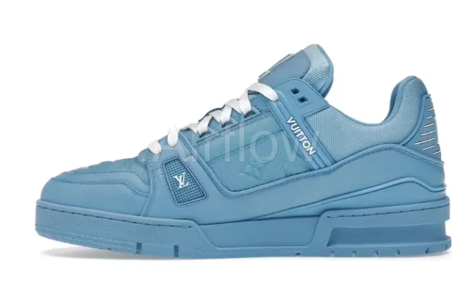 Blue Embossed Monogram — vista 2