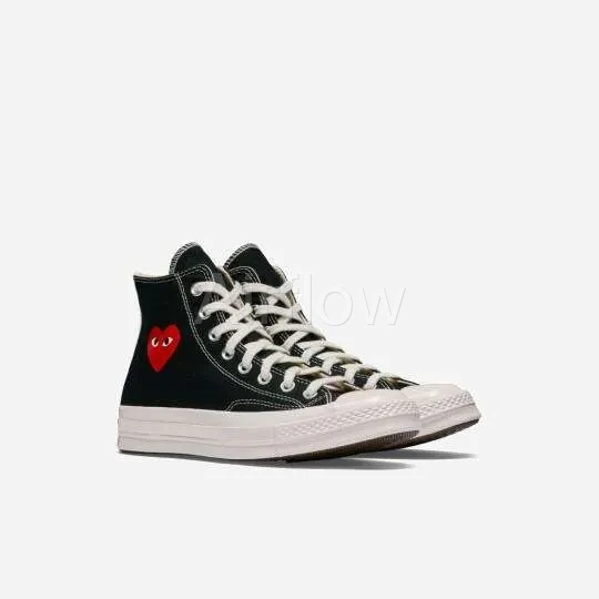 Comme Des Garçons Play x Converse Negras — vista 2