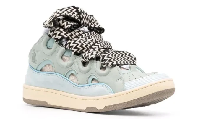 Curb Sky blue 3