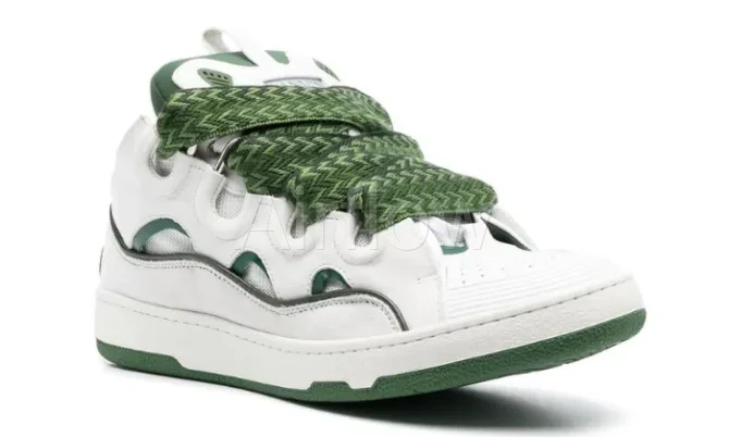 Curb White Green 3