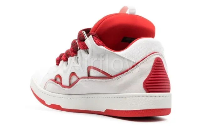 Curb White Red 3